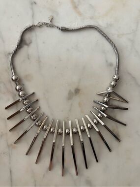 3D Silver Spike Statement Necklace - Women Jewelry